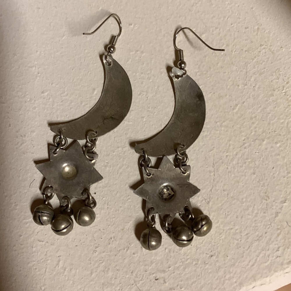 Dangling Silver Boho Wire Earrings! - image 2